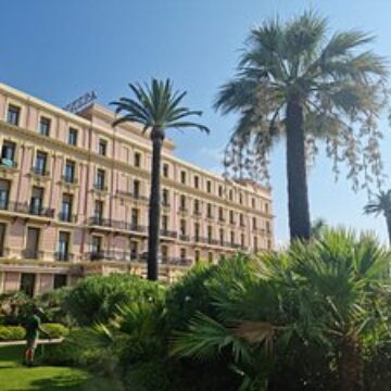 HOTEL ROYAL-RIVIERA  photo